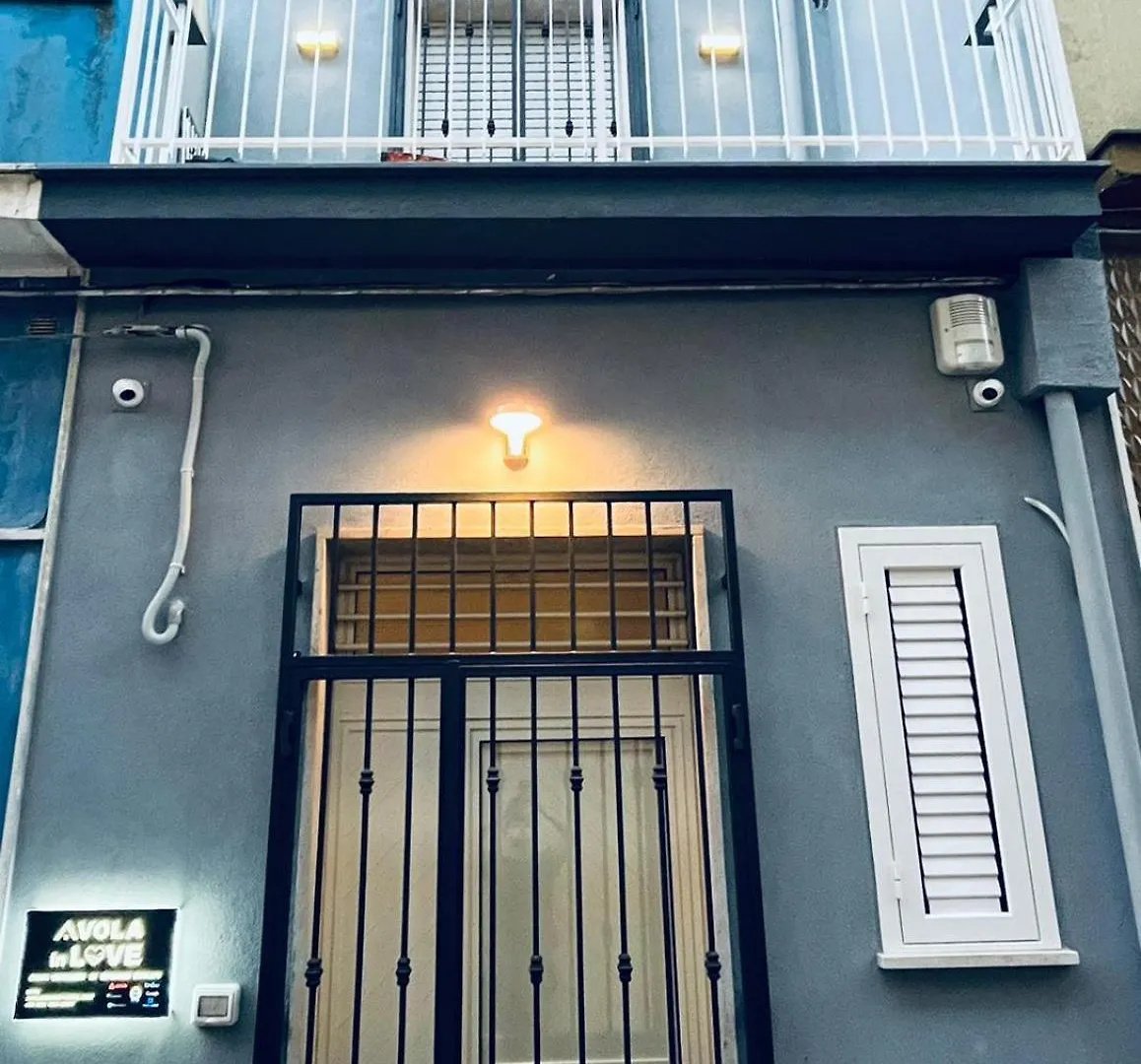 Apartment Avola In Love